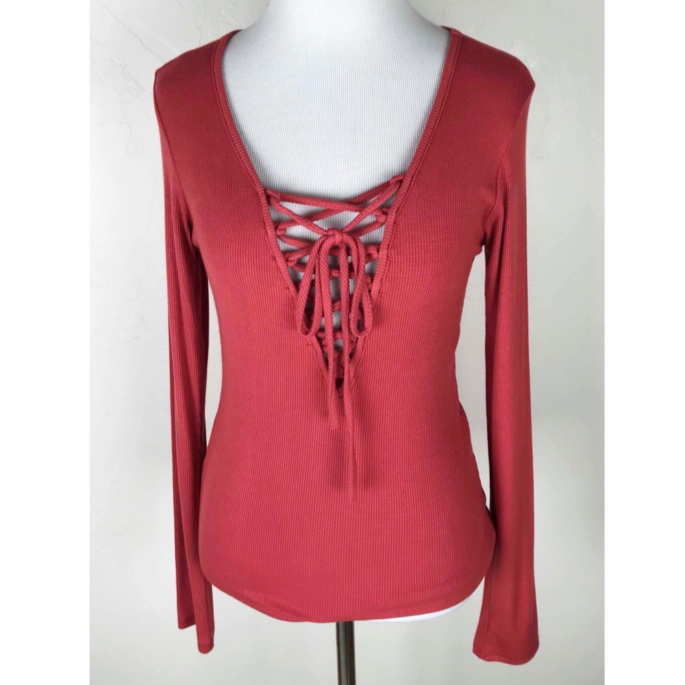 NEW Boutique Jolie Lace Up Lightly Ribbed Top Coral
